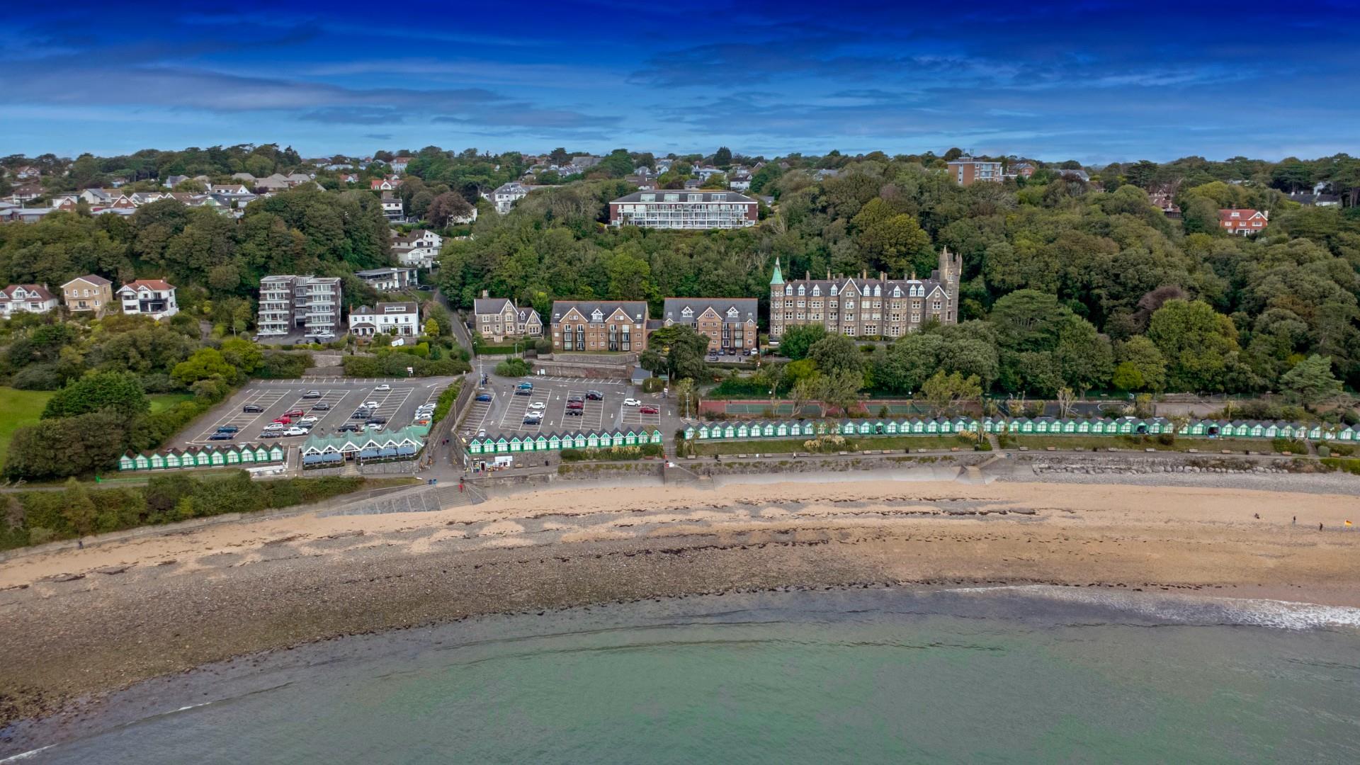 Langland Bay Road, Langland, Swansea, SA3 4QZ